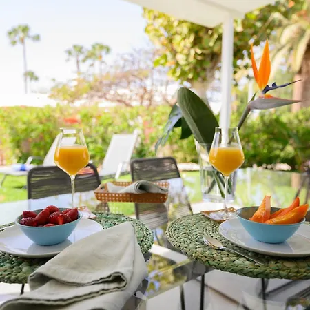 Guerrero - Terraza Y Acceso A Piscina Común Villa Maspalomas (Gran Canaria)